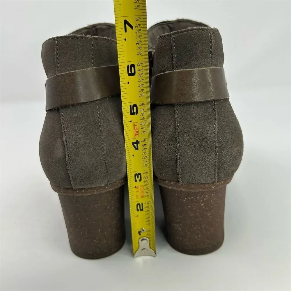 Clarks Gray Taupe Suede Heeled Ankle Boots Size 12 Casual Booties Fall Comfort